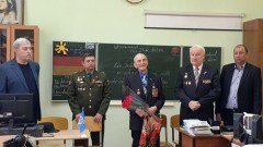 Ветеран ВОВ Борис Туманов провел урок мужества в Новочеркасской школе-интернате