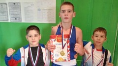 Новочеркасские боксеры стали победителями и призерами турнира в Новошахтинске
