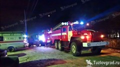 В Новочеркасске из-за перекала печи снизу сгорела квартира сверху