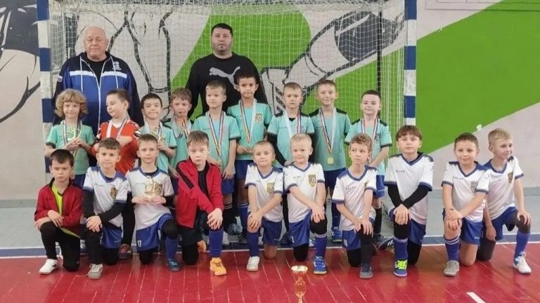 Новочеркасские команды заняли первые места на Рождественском турнире по футболу