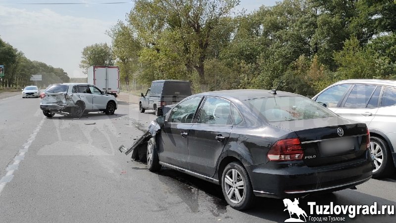 На выезде из Новочеркасска в ДТП пострадал водитель