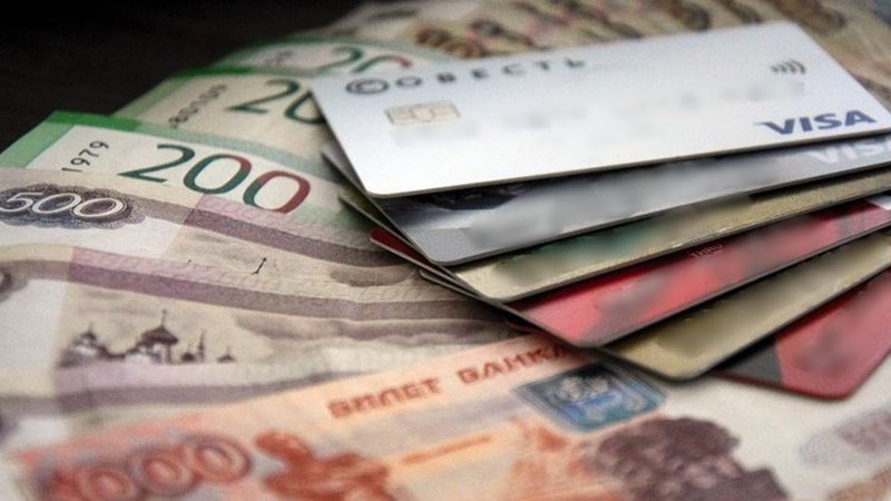 Житель Новочеркасска хотел инвестировать деньги и стал жертвой мошенников