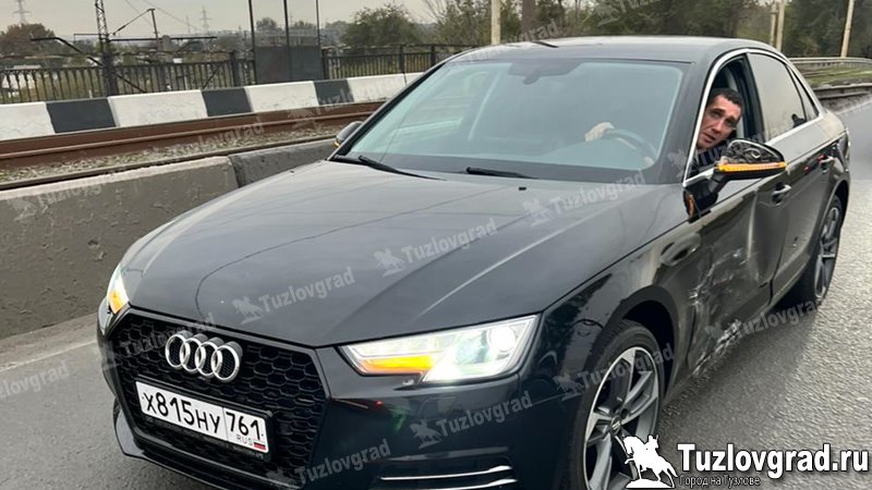 В Новочеркасске водитель Audi разбил три машины, после чего скрылся с места ДТП, видео