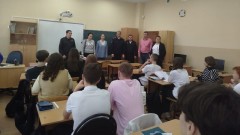 Новочеркасские полицейские продолжают проводить профилактические мероприятия в школах и колледжах города