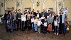 В Новочеркасске наградили победителей конкурса самодельных кормушек для птиц