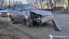 Житель Новочеркасска по пьяни угнал у матери машину и врезался на ней в столб