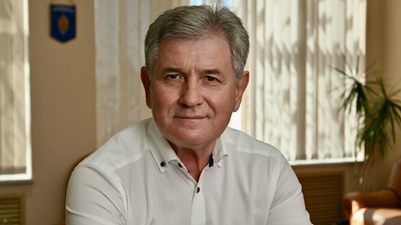Врио главы администрации Новочеркасска поздравил горожан с Днем семьи, любви и верности
