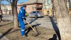В Новочеркасске в субботнике приняли участие несколько сот человек