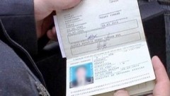 В аэропорту под Новочеркасском иностранец попытался дать взятку таможеннику
