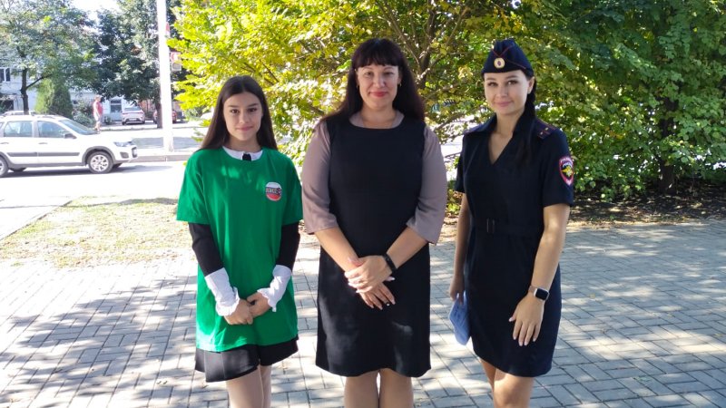 Новочеркасская ГИБДД провела профилактическую акцию с пешеходами