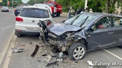 В Новочеркасске два человека уехали в больницу после драки на месте ДТП на проспекте Баклановском