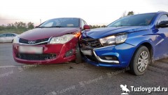На въезде в Новочеркасск очередной разворачивающийся устроил ДТП