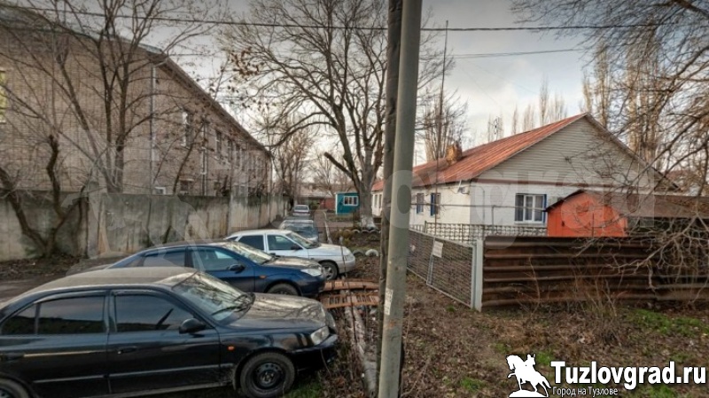 В Новочеркасске в запертой квартире нашли окровавленный труп ее хозяина