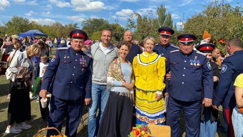 В Новочеркасске провели казачий фестиваль, приуроченный к Покрову