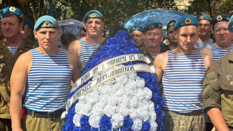 В Новочеркасске отметили День воздушно-десантных войск