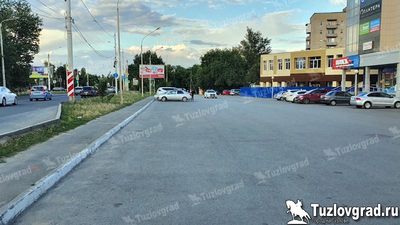 В Новочеркасске вопреки мнению горожан под окнами их квартир собираются установить ларьки