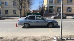В Новочеркасске водитель двигался задом в запрещенном месте и сбил женщину, которая переходила дорогу в запрещенном месте