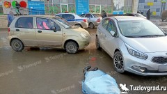 В Новочеркасске водитель без прав сбила на парковке ТЦ двух пешеходов, один из них погиб
