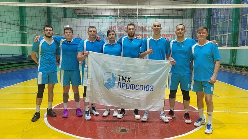 В Новочеркасске завершился Открытый кубок города по волейболу