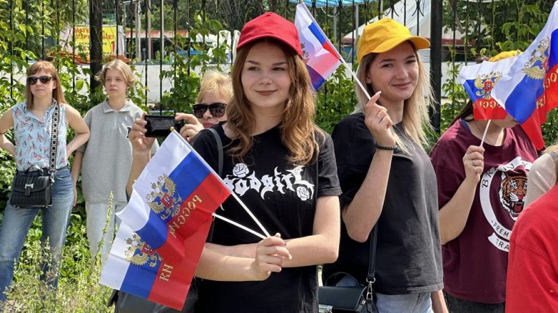 В Новочеркасске День России отметят тематическими акциями и концертами по всему городу