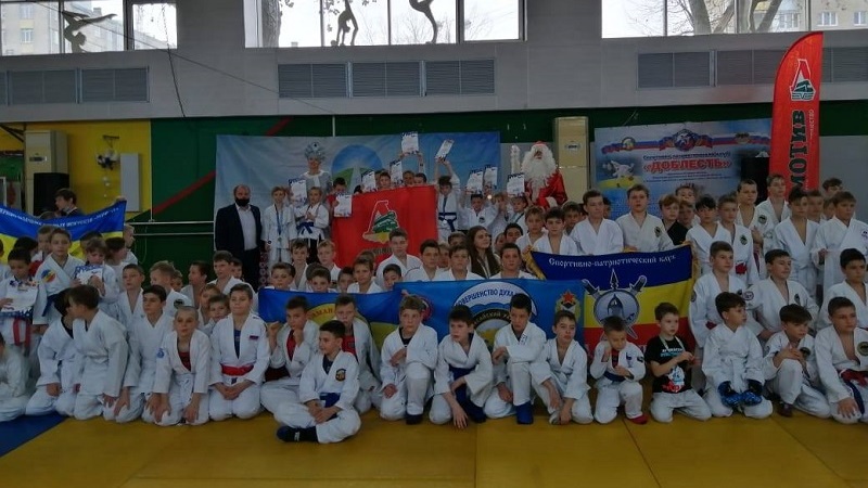 Спортсмены из Новочеркасска победили на областном детском турнире по армейскому рукопашному бою