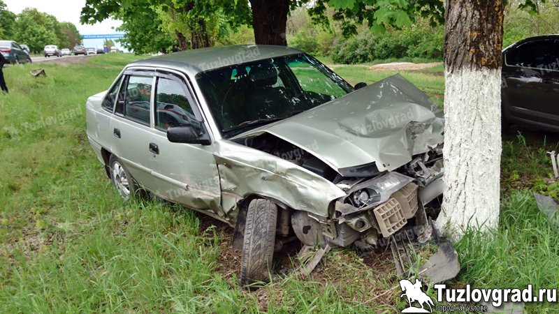 На трассе Новочеркасск - Персиановский лихач при обгоне устроил ДТП