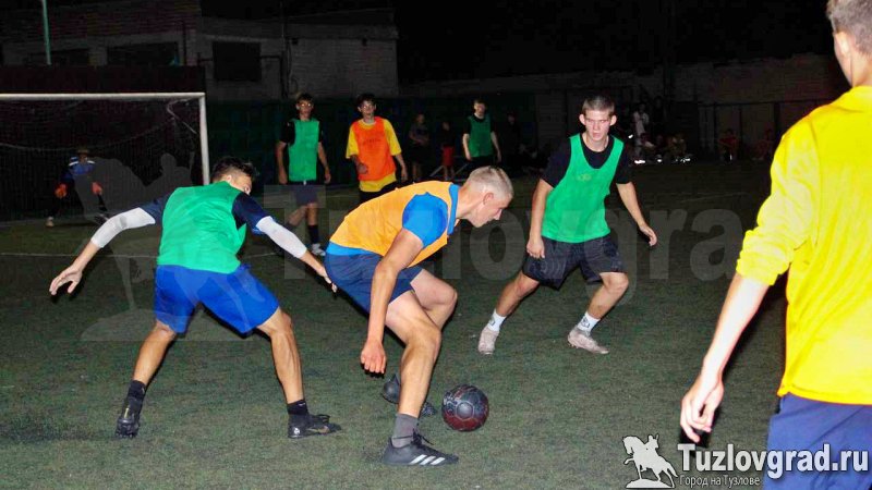 В Новочеркасске самоорганизованный турнир по дворовому футболу завершился победой команды «Гранд»