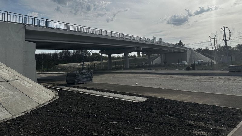 Сроки запуска движения по новой схеме на путепроводе в районе НЭВЗа сдвинуты на 10 дней