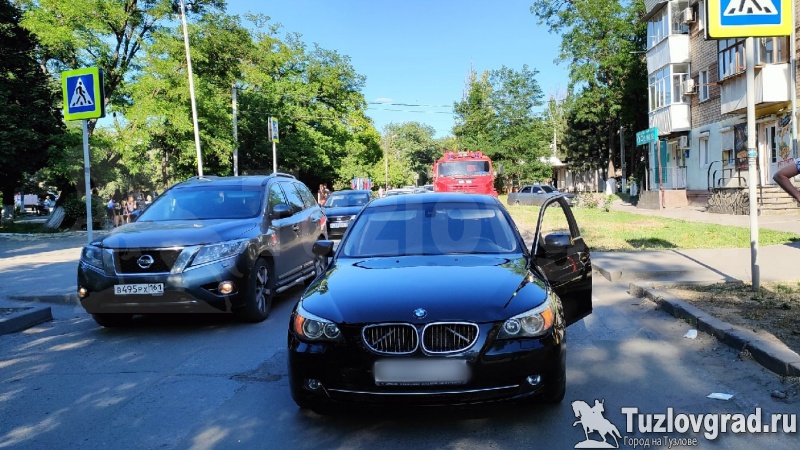 В Новочеркасске на улице Калинина пенсионерку сбила машина