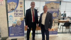 Главврач новочеркасской БСМП Борис Гуркин принял участие в ярмарке вакансий в ростовском мединституте