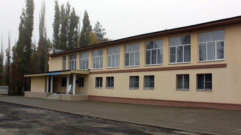 В Новочеркасске ремонтировать тротуар возле Дома культуры в микрорайоне Ключевом будет местный предприниматель