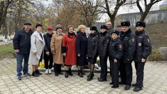 В Новочеркасске почтили память полицейских, погибших при исполнении служебного долга