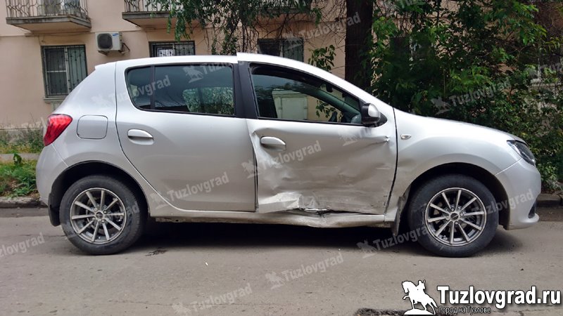 В Новочеркасске из-за невнимательного водителя травмы получила пассажирка другого авто