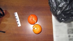 В новочеркасскую колонию второй день подряд пытались передать заключенному наркотики во фруктах