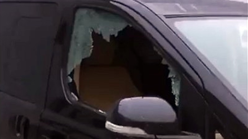 Житель Новочеркасска разбивал стекла автомобилей и крал из салонов кошельки