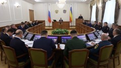 Юрий Слюсарь поручил усилить меры безопасности в период майских праздников