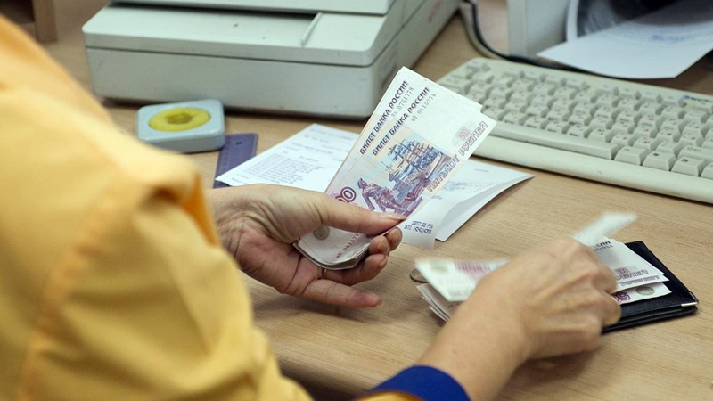 Средняя зарплата в Новочеркасске в 2021 году составила 39 757 рублей