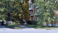 В Новочеркасске на улице Мелиховской ремонт тротуара выполнит местная фирма