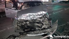 В Новочеркасске две иномарки не поделили перекресток, видео