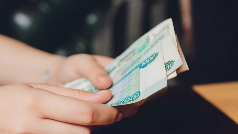 В России с 1 января будущего года планируется установить МРОТ в размере 22 440 рублей