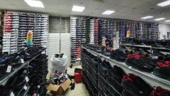 В новочеркасском магазине обнаружили более 7 тысяч пар немаркированной обуви