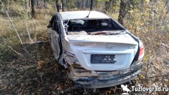 В Новочеркасске ночной лихач сбил бетонный столб и перевернулся