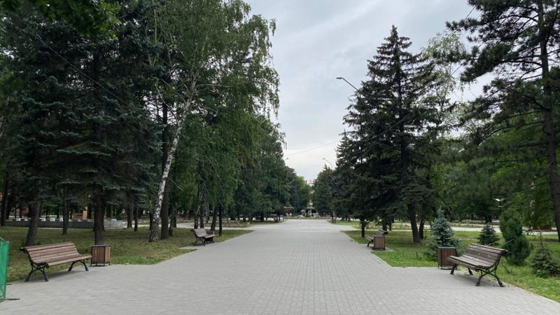 В парке Электровозостроителей в Новочеркасске установят модульный туалет