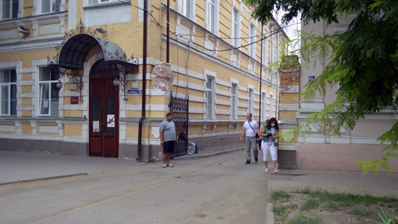 В Новочеркасске на проспекте Ермака больше не будет образовываться огромная лужа