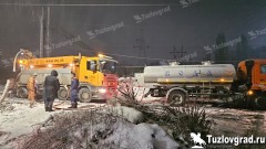 В Новочеркасске в микрорайоне Соцгород из-за аварии на канализационном коллекторе ввели режим ЧС