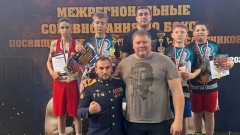 Новочеркасские боксеры успешно выступили на межрегиональном турнире в ЛНР