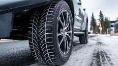 Новочеркасская ГАИ предупреждает: с 1 декабря запрещено ездить на летней резине