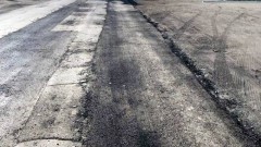 Администрация Новочеркасска добавила еще 2,3 миллиона рублей на ямочный ремонт дорог