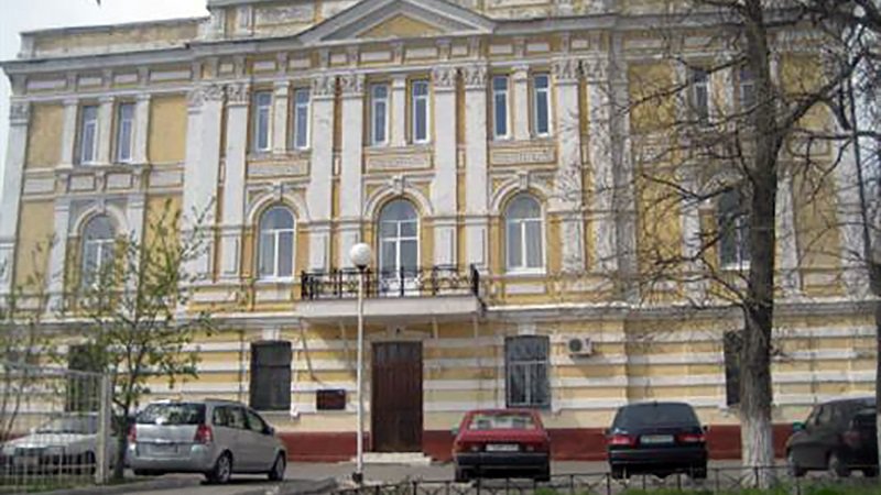 На оснащение поликлиники на Александровской потратят 352 тысячи рублей