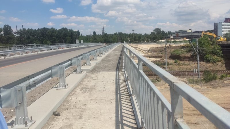 В Новочеркасске новый путепровод в микрорайон Молодежный частично начал работу